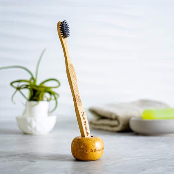 Individual toothbrush holder