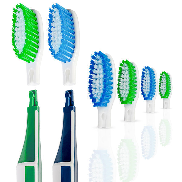 2 toothbrushes + 4 replacement heads (Blue/Green)